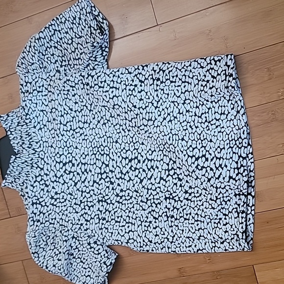 Zara High Neck short Sleeve Crop Top Size S - Picture 1 of 9